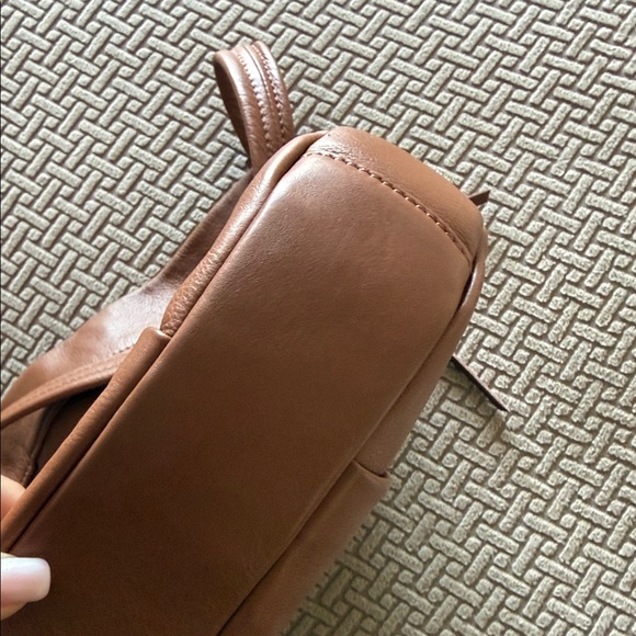 AIMEE LOW KEY LUXE HOBO BAG- EUC - Picture 14 of 16